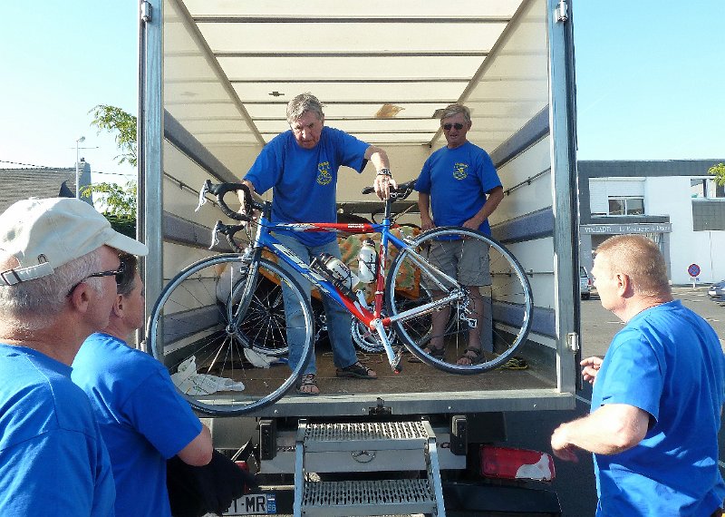 2011-07-03 81 Retour a Ploemeur On recupere les montures.JPG